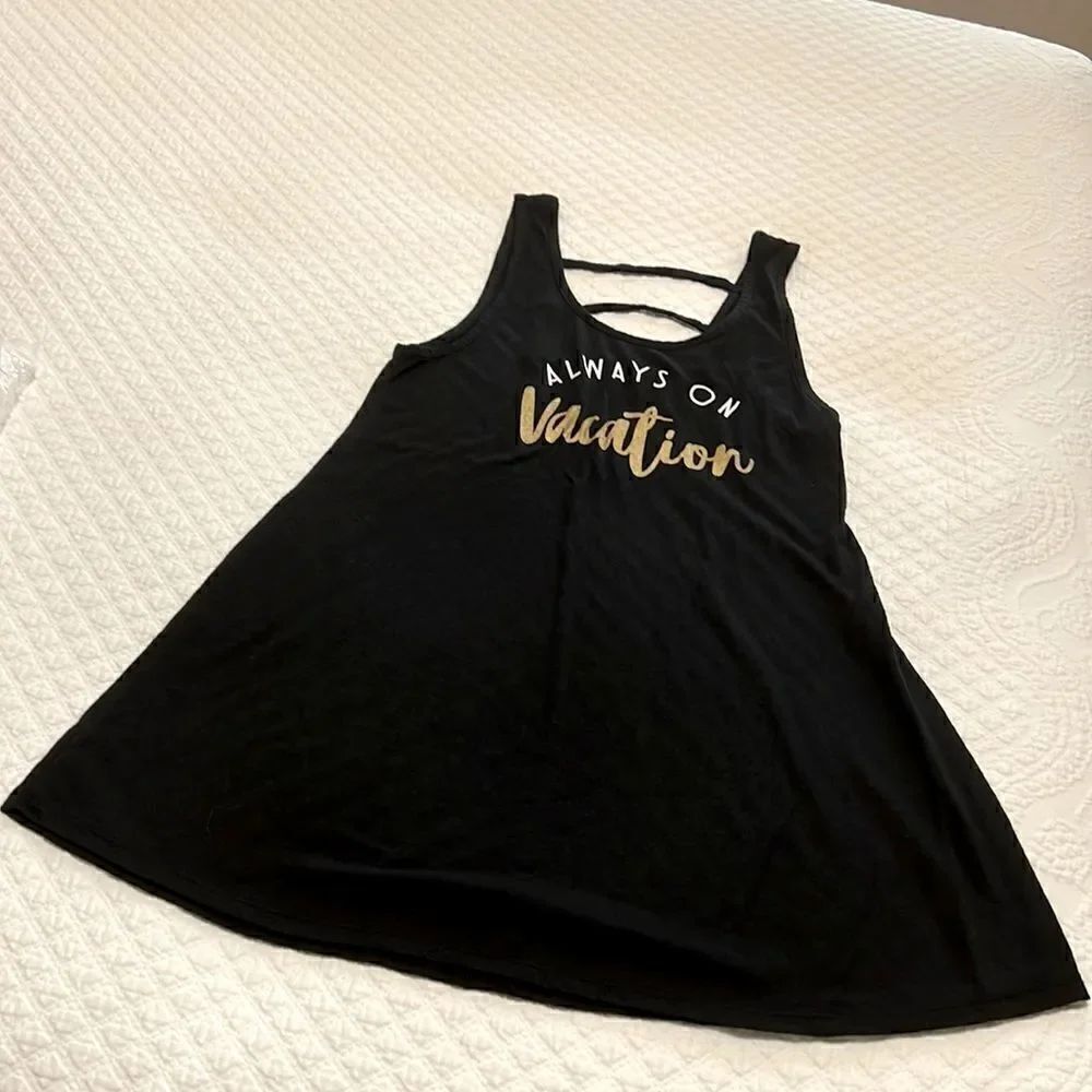 Xhileration Tank “Always on Vacation” - Size M